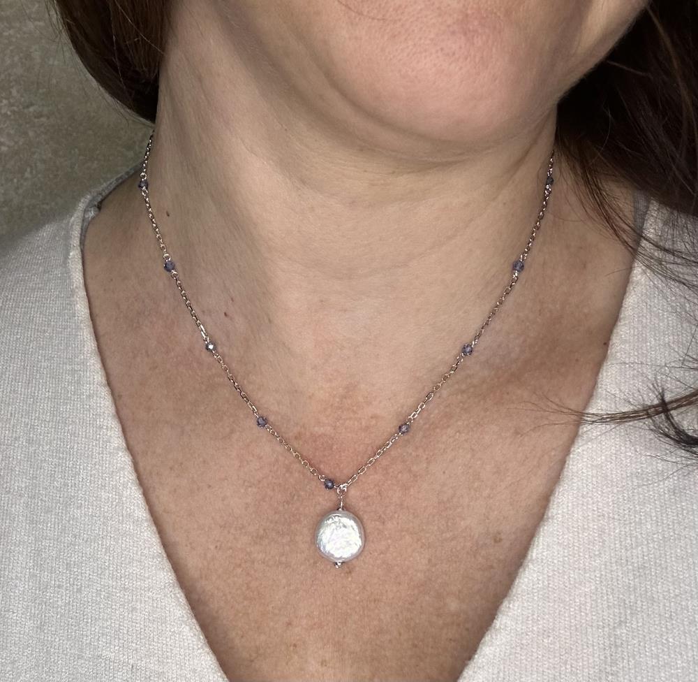 Natural silver necklace with lilac zircons and central pearl