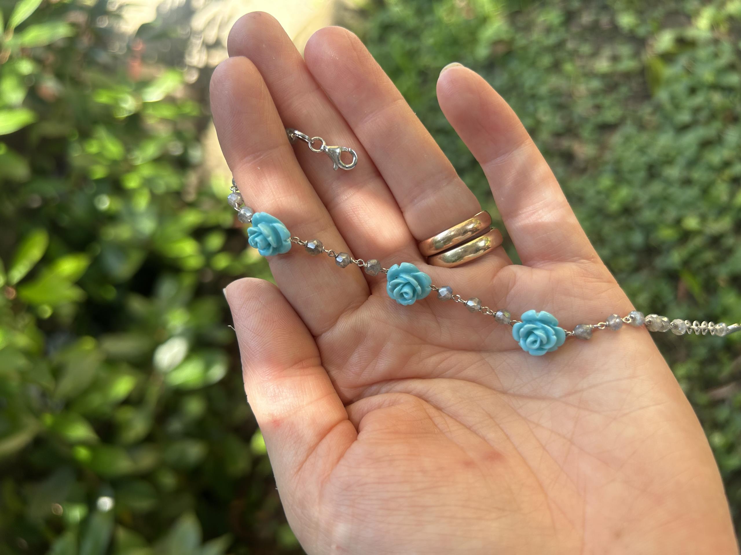 LA GIOIA DI INDOSSARE UN GIOIELLO UNICO!!