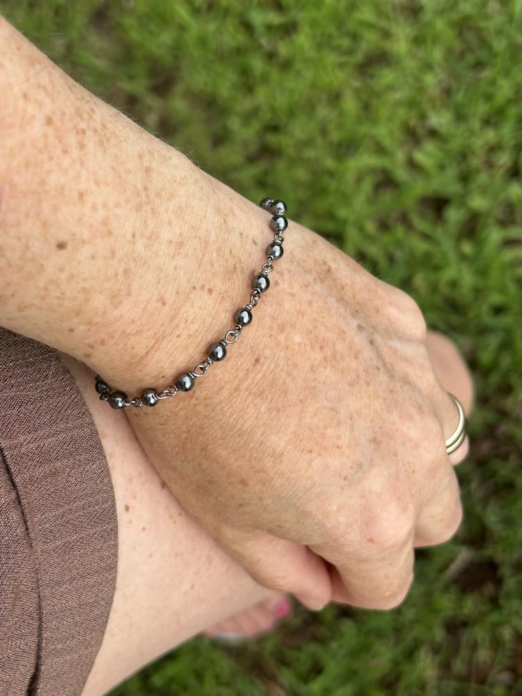 Smooth hematite bracelet